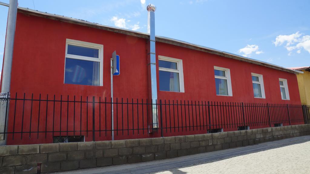Town Yard Hostel Ulaanbaatar Exterior foto